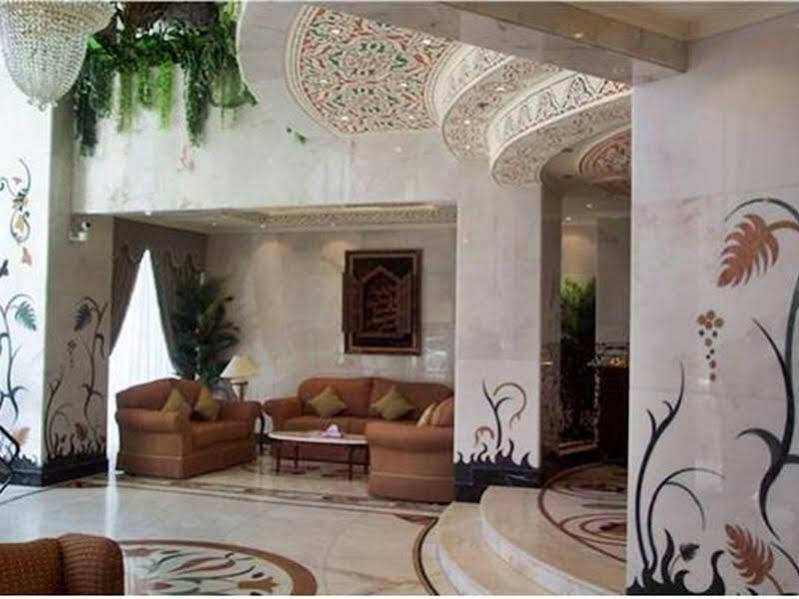 Al Madina Kareem Hotel Медина Екстериор снимка