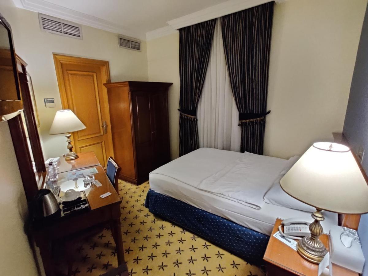 Al Madina Kareem Hotel Медина Екстериор снимка